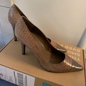 Brown/tan Ralph Lauren heels